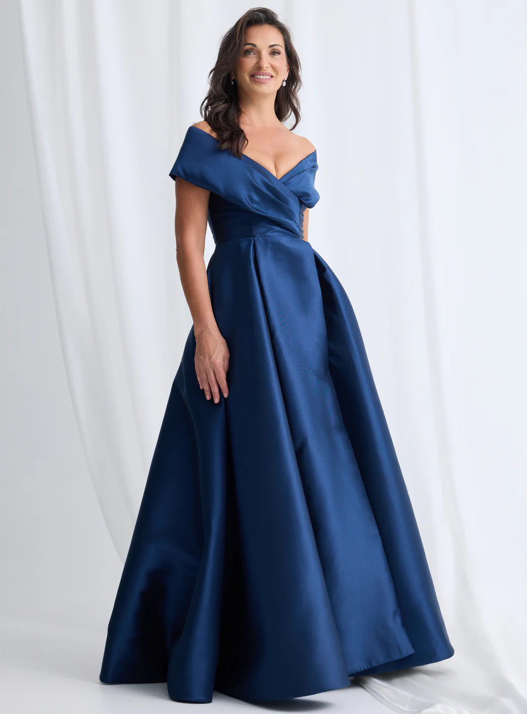 evening wear dresses perth Goldilocks Boutique girl pearl dress high school formal dresses Dark Green Scoop Neck Color:beige